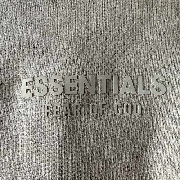 Essentials Fear of God Hoodie. Xtra Small - Picture 4 of 9